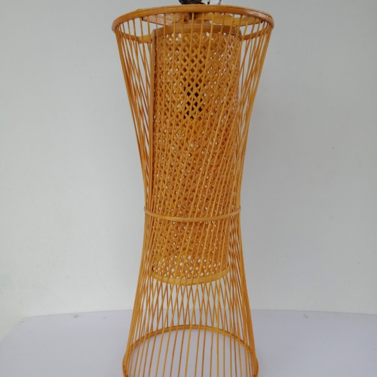 Đ26  Đèn trụ xoắn cao  65cmx rộng  25cm